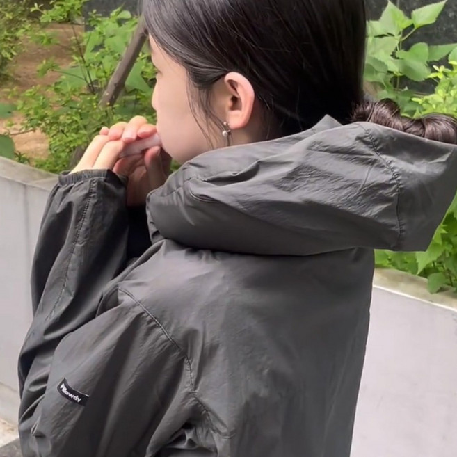 Pillowdy 에어 넥쿠션 후드 초경량 남녀공용 베이직 바람막이 목베개 겸용 여행 비행기 필수템