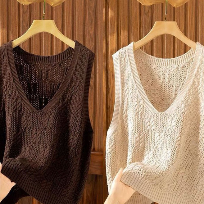 2P 여성 니트 조끼 루즈핏 봄 여름 꽈배기 펀칭 브이넥 레이어드 데일리 베스트
