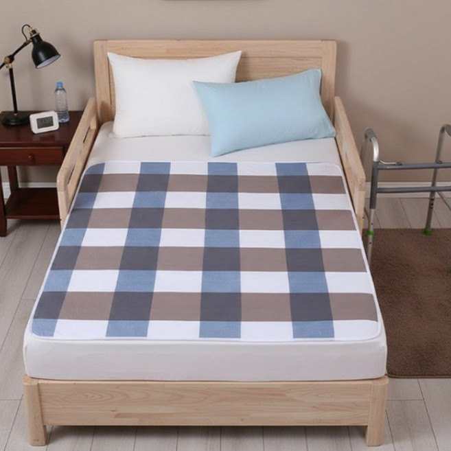 원앤모어 시니어 어르신 환자용 요실금 방수 패드, 브라운네이비체크