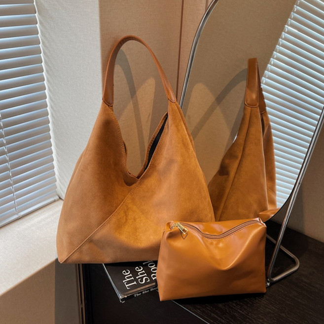 선앤단 소프트 스웨이드 V컷 숄더백 파우치 세트 여성 데일리 가방