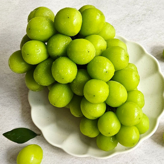 산지직송 샤인머스켓 당도보장, 특품,2kg,2-3수, 1개