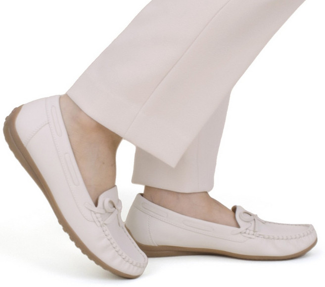 여성 바니플랫 banyflat 벨리 로퍼