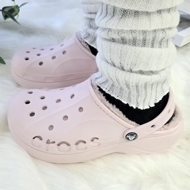 정품 크록스 바야 플랫폼 라인드 클로그 여성 슬리퍼 캠핑 사무실 통굽 키높이 방한 털 샌들 crocs 탐나고 무지 양말