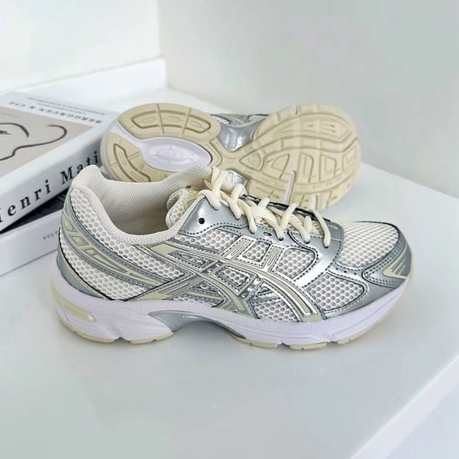 아식스 운동화 젤 1130 크림 퓨어 실버 런닝화 굽있는신발 러닝화 편한신발 스니커즈