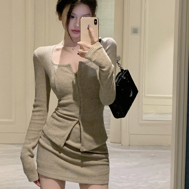 Akimu 여성 슬림핏 니트+미니스커트 베이직 니트 투피스 세트
