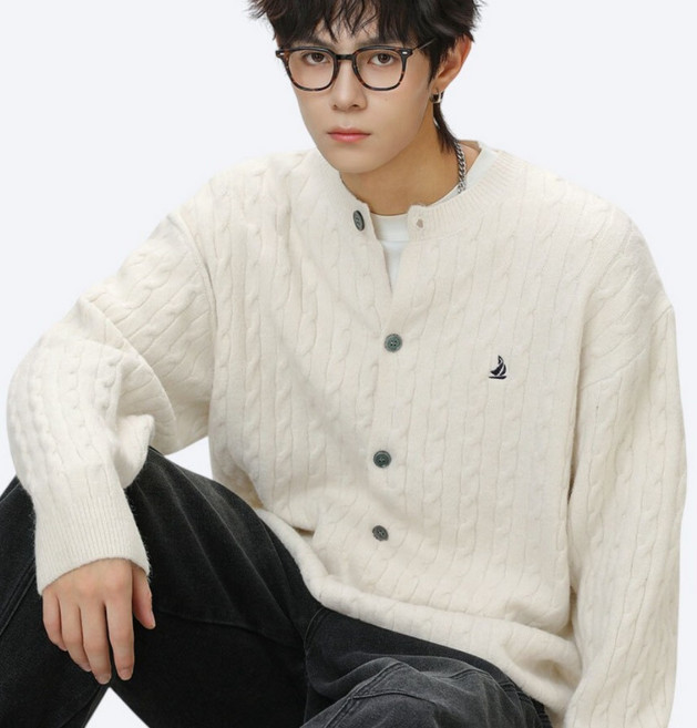 에치케이 두꺼운 남성 루즈핏 노카라 꽈배기 버튼 가디건 가을 겨울 데일리 니트