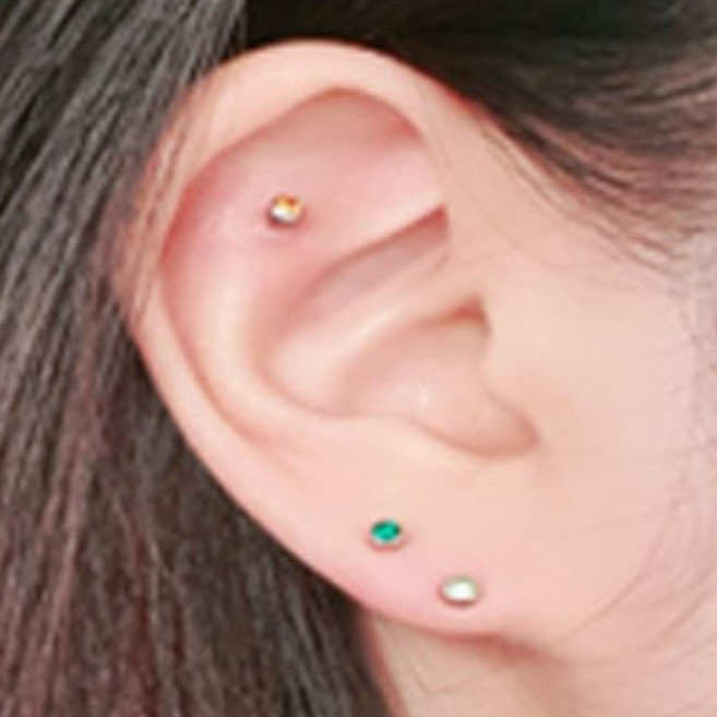 스와로브스키 귀뚫기용 써지컬 스틸 스톤 피어싱 귀걸이