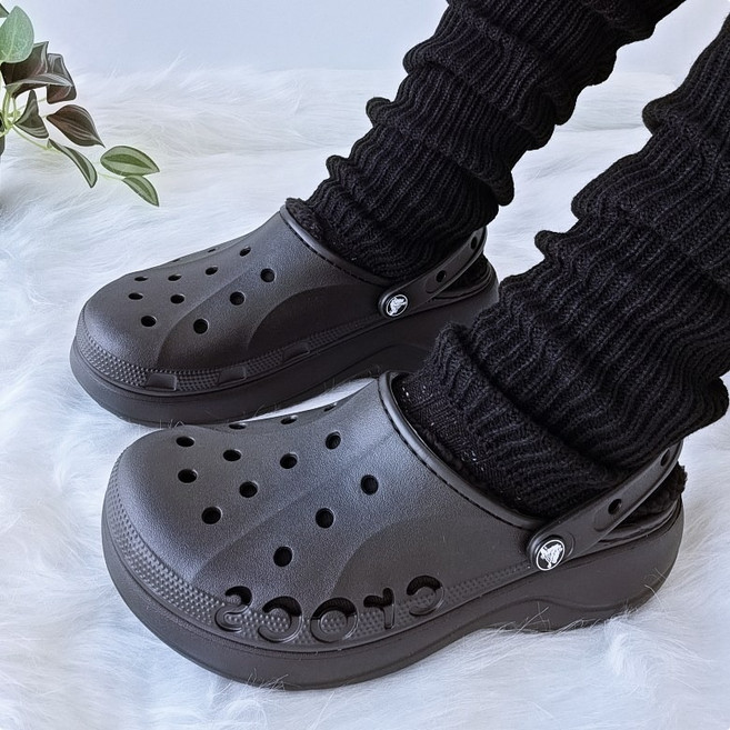 크록스 공용 바야 플랫폼 라인드 키높이 슬리퍼 털 크록스