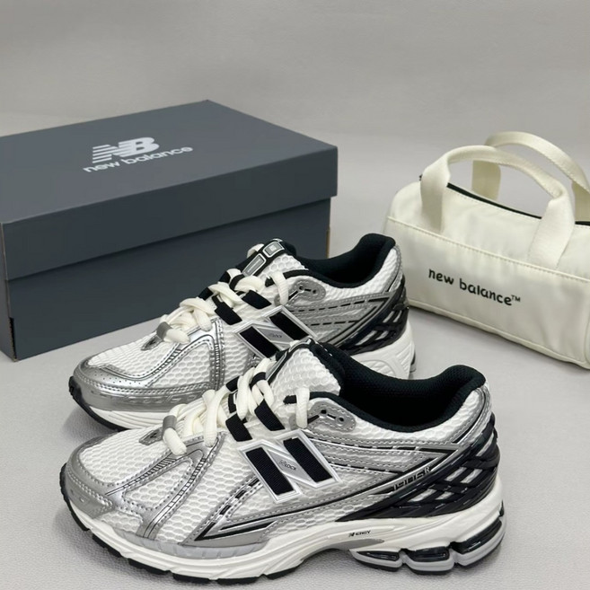 뉴발란스 1906r 실버 메탈릭 블랙 러닝화 키높이운동화 발편한운동화