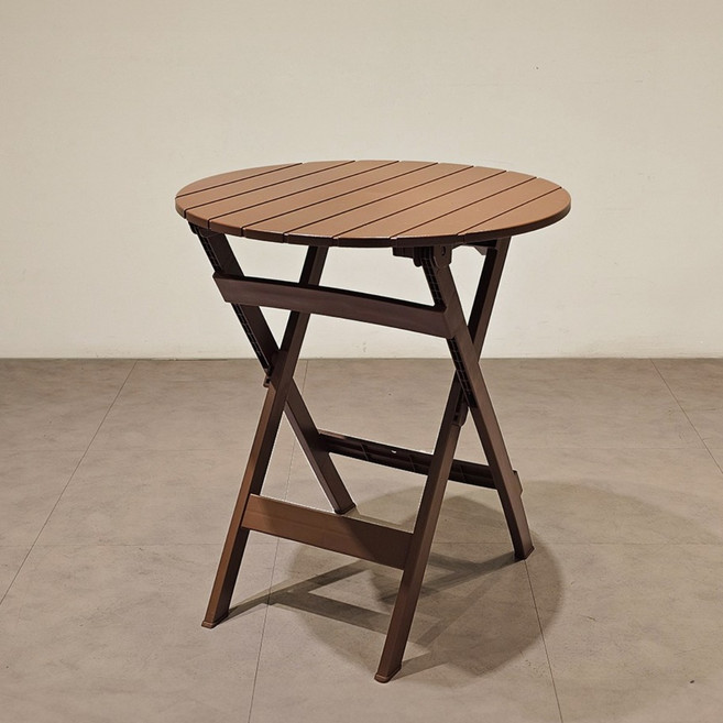 튼튼한 접이식 야외용 600파이 아이비 폴딩 테이블, 브라운