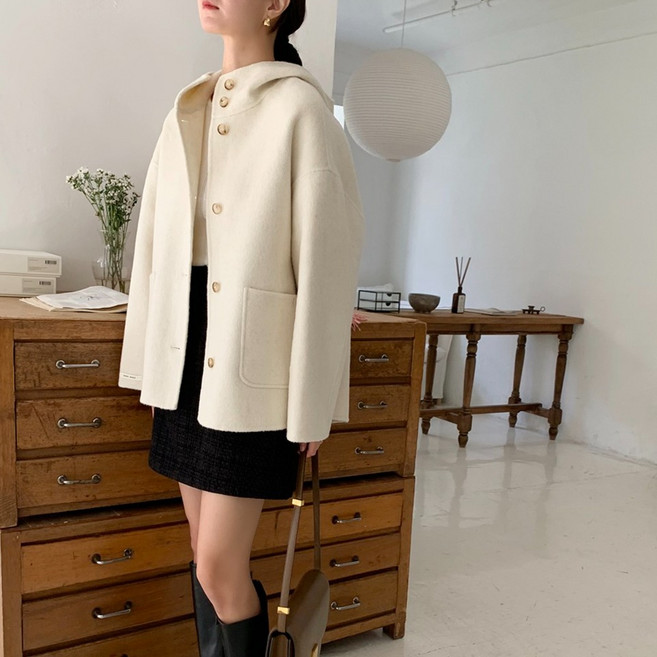 루어스룸 에글린 드롭 숄더 후드 루즈핏 아방핏 프리미엄 하프 핸드메이드 코트