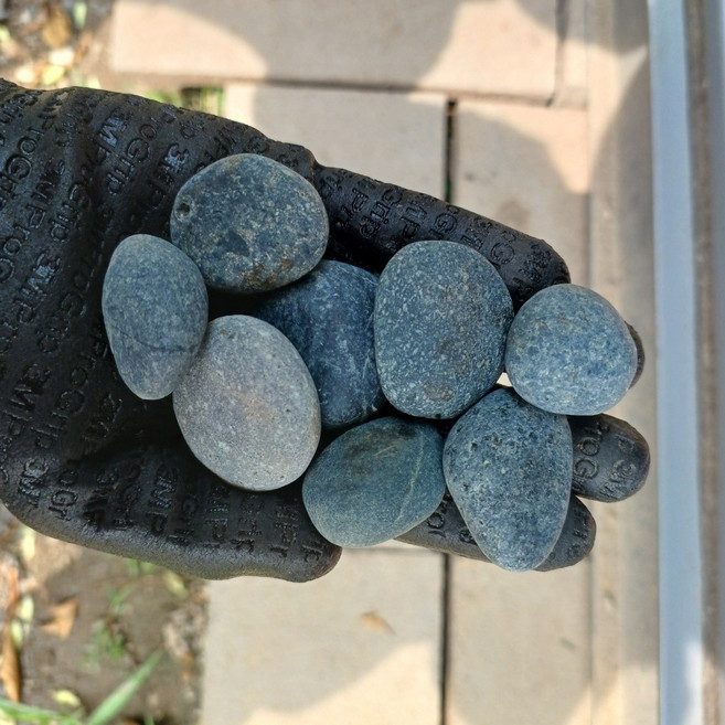 자연산 바다 자갈 흑자갈 해미석 20kg 마당 정원 베란다 인테리어, 1개, 흑색(2~3센치)