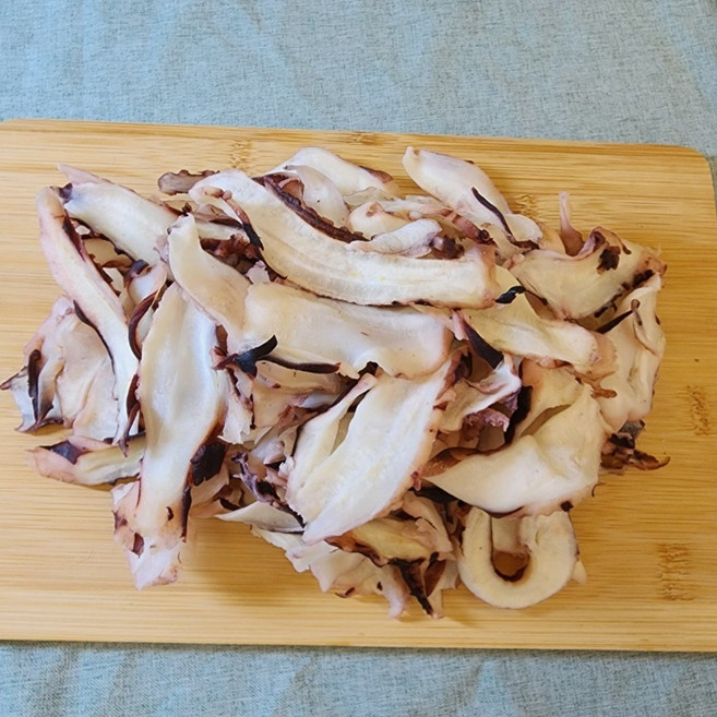 [웅이네] 가문어 슬라이스 350g 쫄깃 큼직 캠핑 간식 안주 버터구이 프리미엄 맛난 오징어, 1개