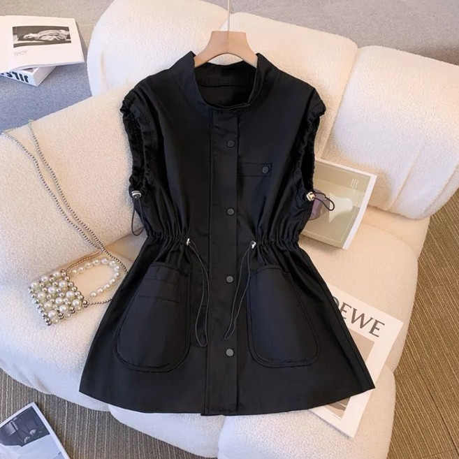 ORZQU 봄 여성 캐주얼 와이드 포켓 하프 민소매 조끼 코트 스트링 하이넥 싱글 여름 데일리룩 핫 베스트 히든버튼