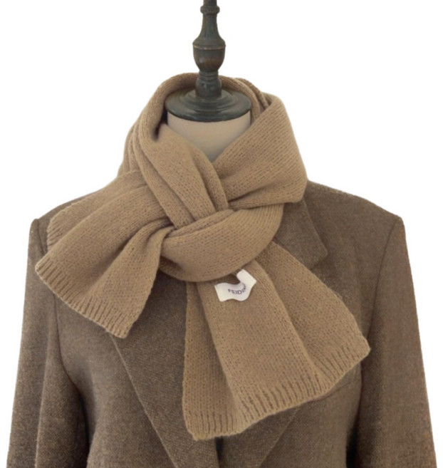 아워리빙 플러피 니트 목도리