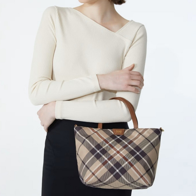 [닥스][아울렛][판매1위] 브라운 체크 가죽 토트백(선물포장)