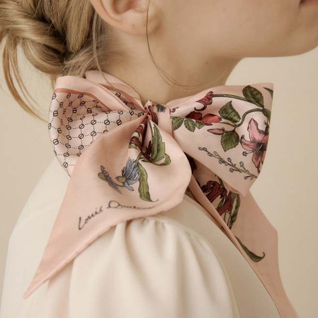 [국내백화점] 루이까또즈 실크 방도 스카프