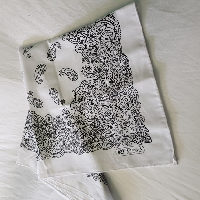 9위 - 악세사리마켓 빅사이즈 60x60cm 22컬러 반다나 페이즐리 국산 면 레트로 대형 스카프 등산 캠핑 두건 러