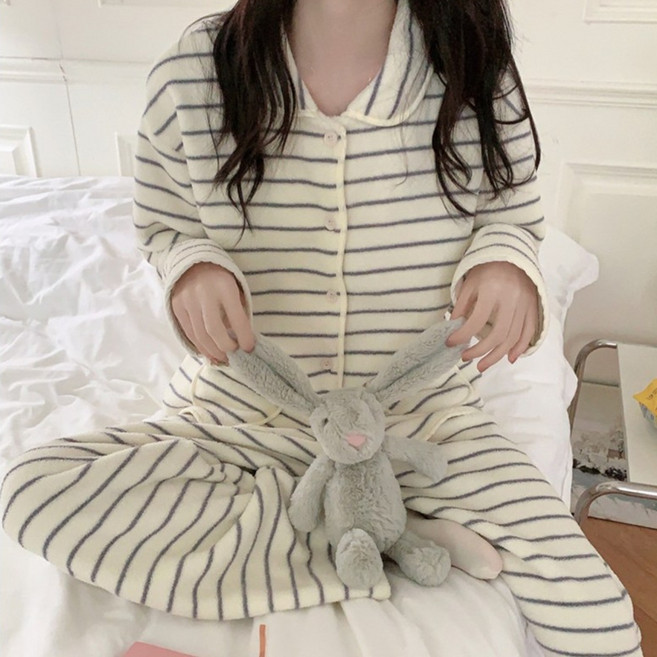 [인기/당일발송] 여성 극세사 수면 잠옷 홈웨어 수면잠옷 파자마세트 파스텔 블루 스트라이프