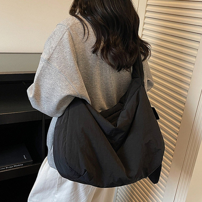 우이지아 대용량 데일리 크로스 숄더백 캐주얼 가방