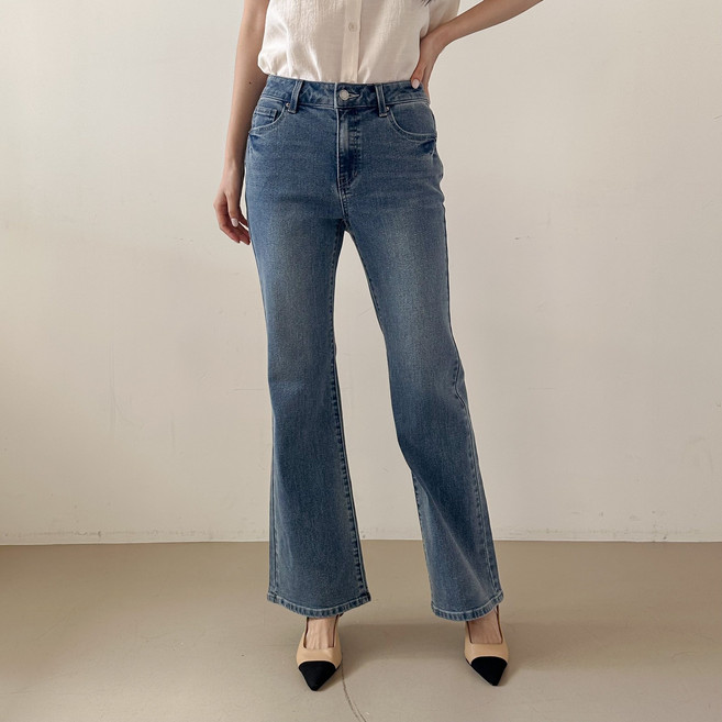 [게스] 여성 MBL톤 슬림 부츠컷 청바지