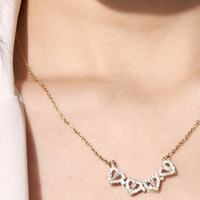 일호장신구 사랑의 네잎 크로바 목걸이 써지컬스틸 알러지없는 변색없는 큐빅 하트 여성용목걸이