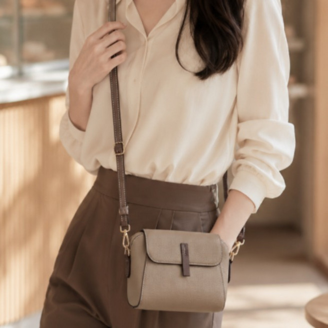 [당일출고] 여성 크로스백 천연 소가죽 데일리 핸드백 소가죽백