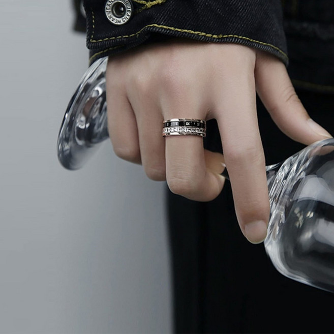 로마숫자반지 360도 회전 가능 스트레스 해소용 심플 녹슬지않는 남녀공용 반지