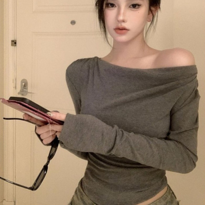여성 드레이프 셔링 슬림핏 오프숄더 티셔츠 봄가을 데일리룩 티셔츠