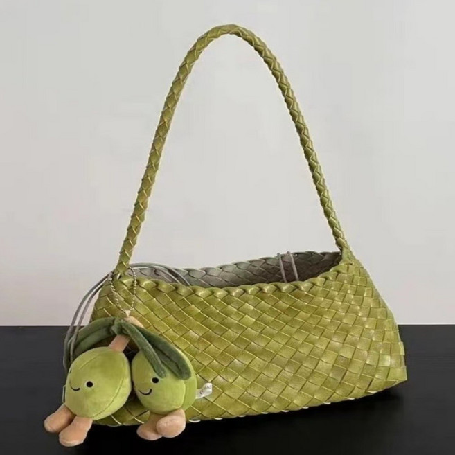 마리서사 핸드폰 미니 라탄가방 위빙백 호보백 짜임