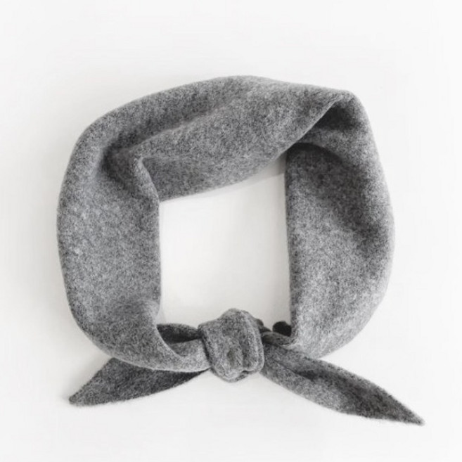 소프트 캐시미어 울 삼각 넥워머 바라클라바