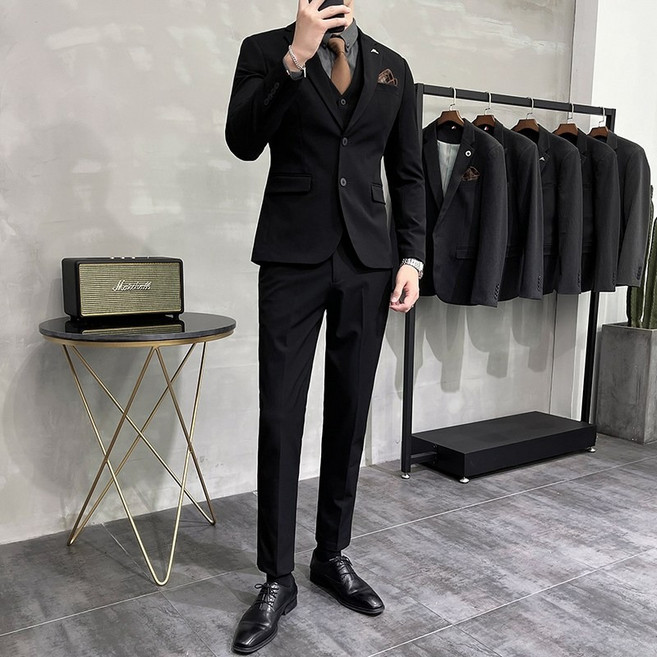 Enyofe 남성용 투버튼 캐주얼 쓰리피스 봄 여름 가을 양복 세트 남성 수트자켓 세트 재킷+조끼+바지 면접 기획 슈트 결혼식 하객 남성 정장세트 사계절 3Color