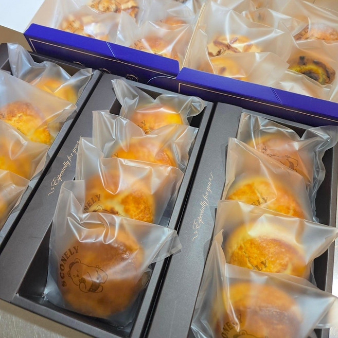 스코넬리 당일오전제조 고메버터 플레인 스콘 4입 답례품 선물세트, 1세트, 320g