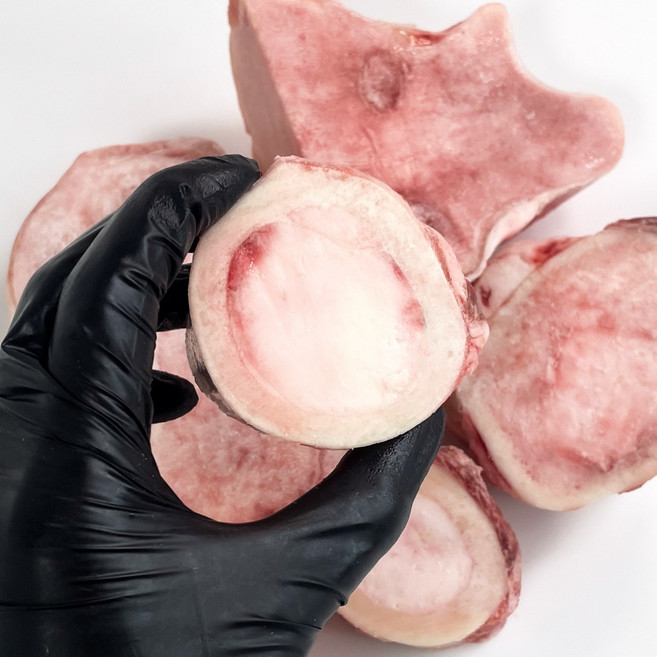 한우 사골 2kg + 잡뼈 2kg 몸보신 보양식 사골곰탕 한우곰탕 총 4kg, 사골 2kg + 잡뼈 2kg 총4kg 실속형(냉동), 1개