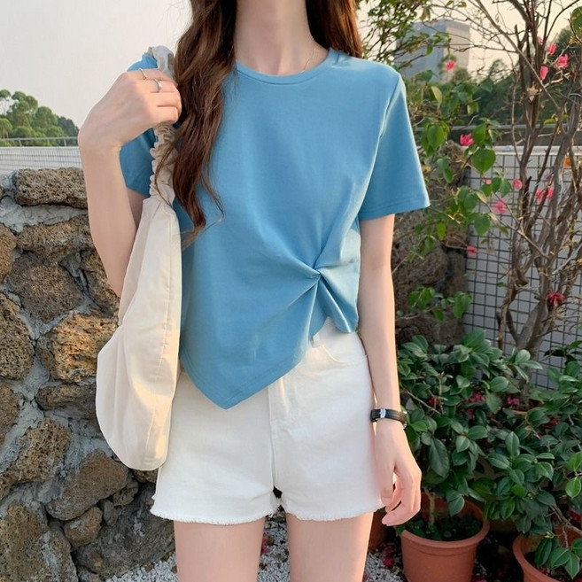 韓版寬鬆不規則短版上衣 T-Shirt