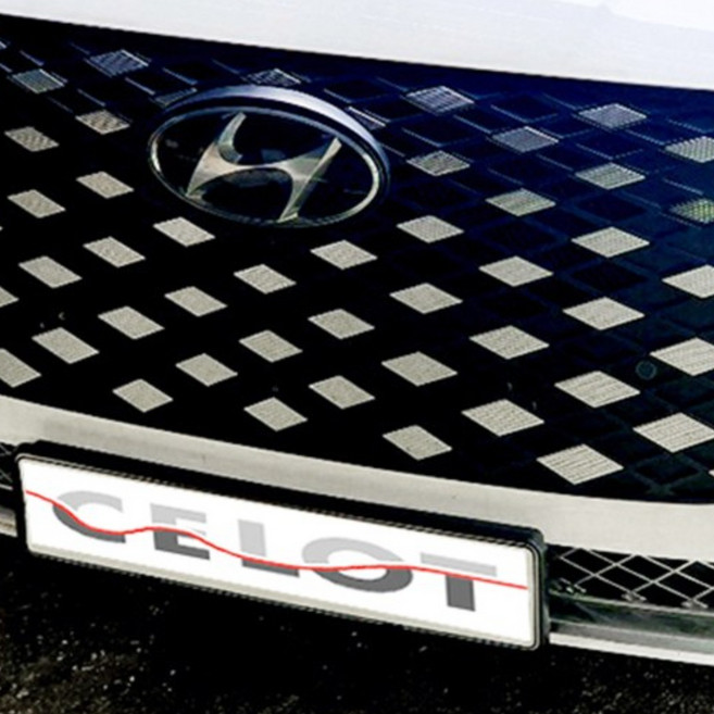 더 뉴 그랜져 번호판 하단이동 마감재(비 천공 번호판 가능), 1개, 검정