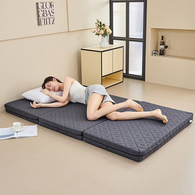 FANOBO탄탄한 지지력 3단 접이식 매트리스