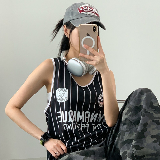 모모핏 스포티 다이나믹 나시 슬리브리스 블록코어 Y2K