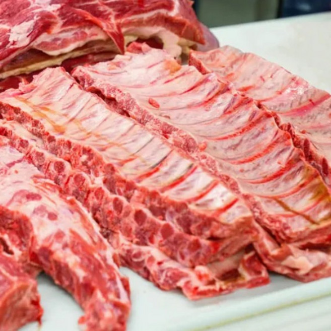 깔끔손질 암돼지 등갈비 쪽갈비 김치찜용, 1kg, 2개