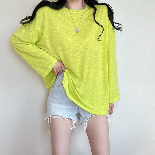 제이앤썸 얇은 긴팔 롱슬리브 여름 시스루 레이어드 라운드넥 이너 티셔츠 흠뻑쇼 워터밤