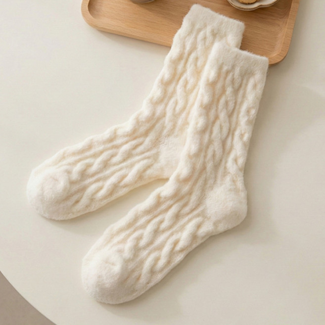 나바바 NY011 여성 도톰 따뜻한 꽈배기 수면양말 3켤레 세트