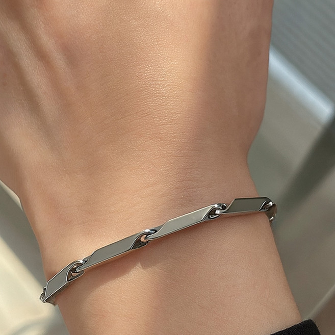 NOMADO 데일리 조절가능 써지컬 남자 은 팔찌