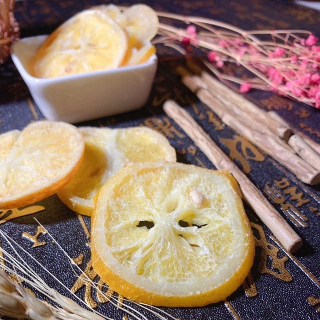【赤柑食品】台灣香澄片 正統台灣製造 無防腐劑 無添加人工色素 果乾 蜜餞 柳橙 零食, 1個, 100g