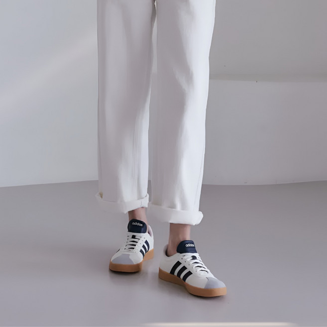 아디다스 VL 코트 베이스 남녀공용 발편한 데일리 스웨이드 스니커즈 단화 학생 운동화 아치깔창 추가구성