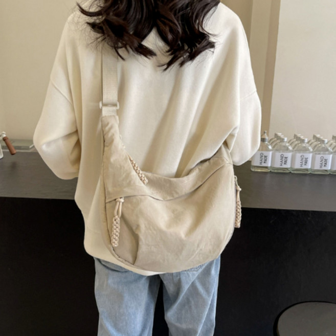 로루아 심플 반달 크로스백 숄더백