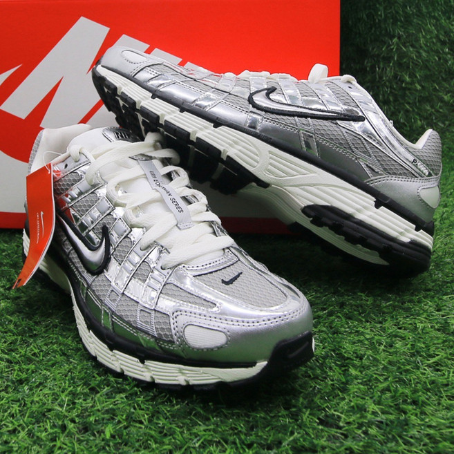 나이키 P6000 국내매장정품 메탈릭실버 아이언 틴트 화이트