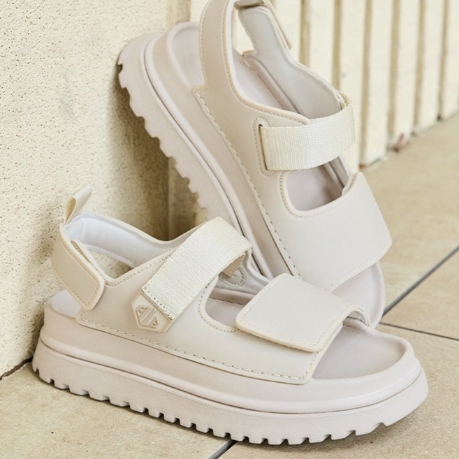 [엘르] 여성 브리즈 샌들 데일리 스트랩 여름 샌들 키높이 여성 통굽 샌들