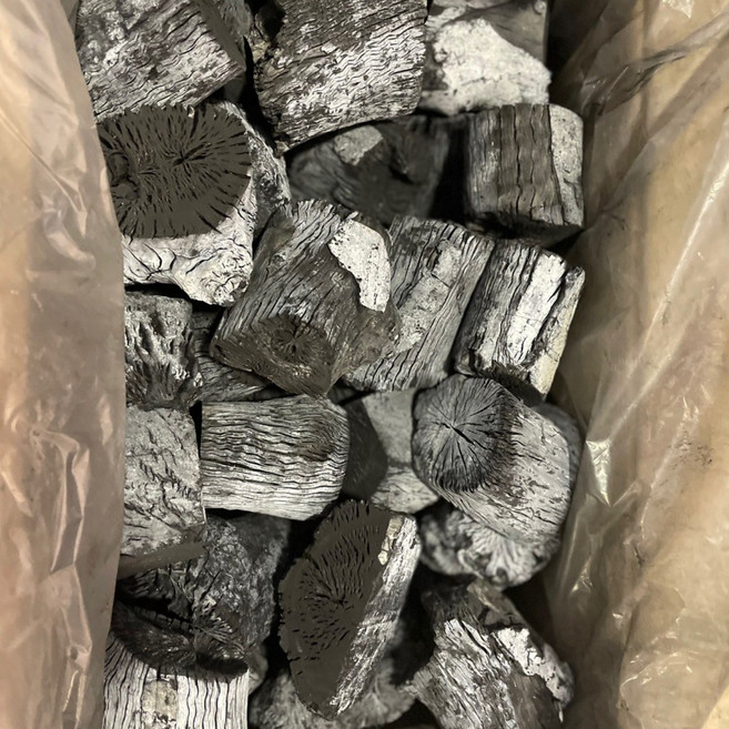 [진천참숯] 오래가는 국내산 백탄 숯 캠핑 바베큐 국산 숫 추천 야외용 펜션 고기집 구이용 업소용 1박스, 5kg, 2개