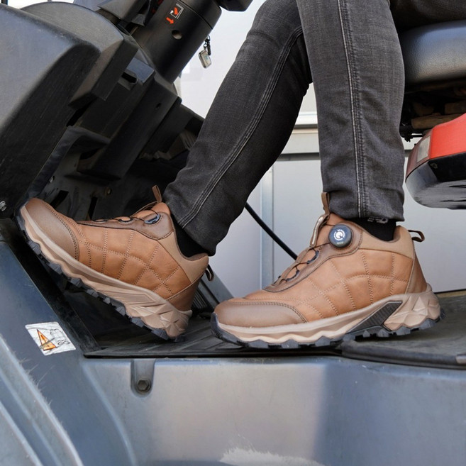 [에코로바]남성 겨울 다이얼 패딩슈즈 퍼 안감 하이킹 트레킹슈즈 ER2299