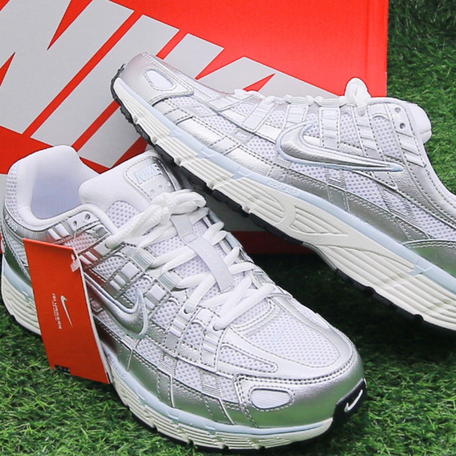 나이키 P6000 국내매장정품 메탈릭실버 아이언 틴트 화이트